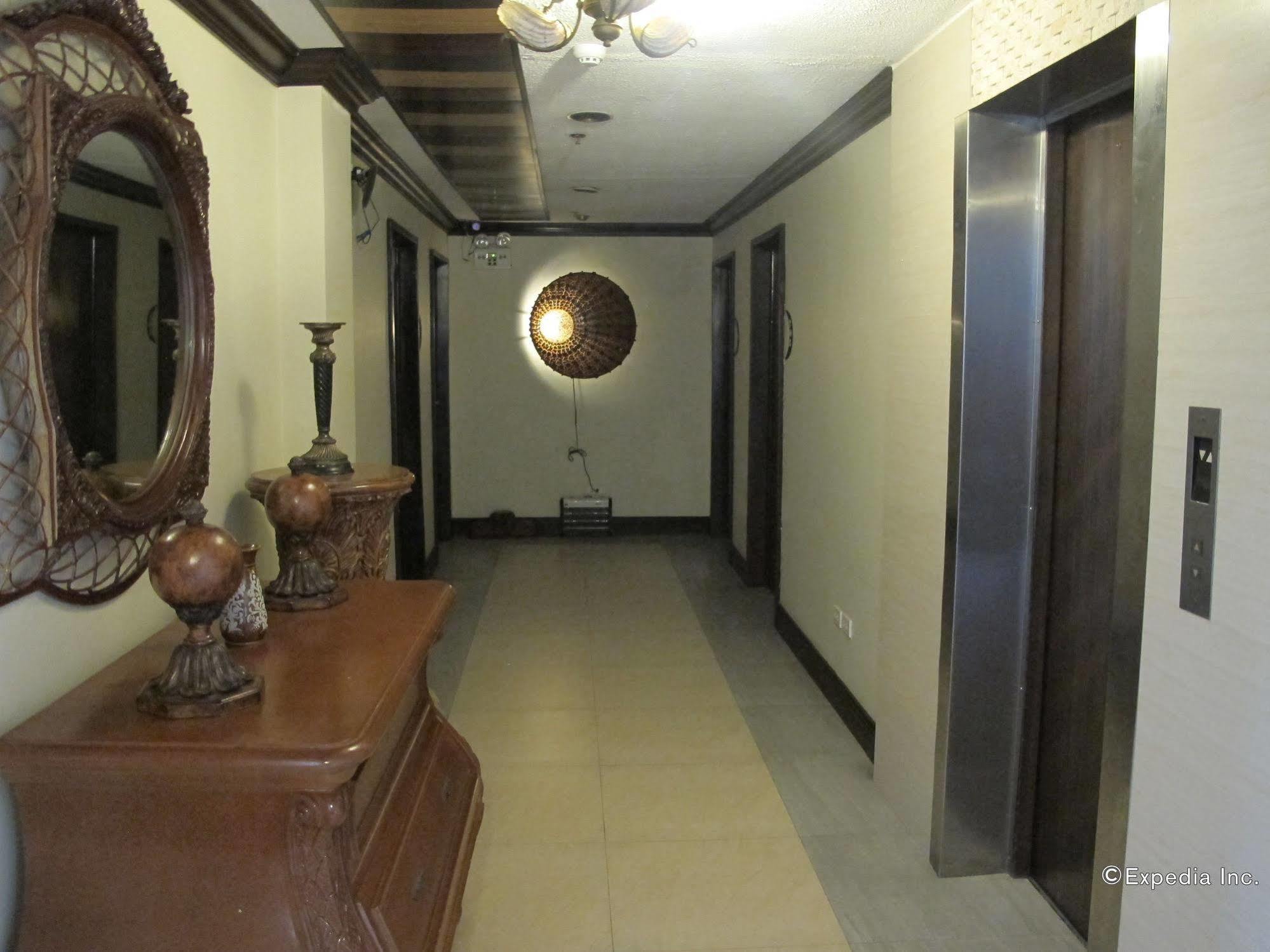 Reddoorz Plus New Era Budget Hotel Mabolo Former Reddoorz Near Landers Superstore Cebu City Exterior foto